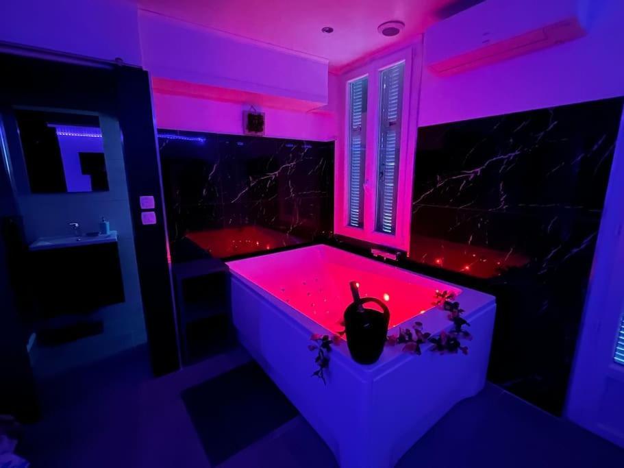 Luxury Dreams Balneo Apartment Le Cannet Bagian luar foto